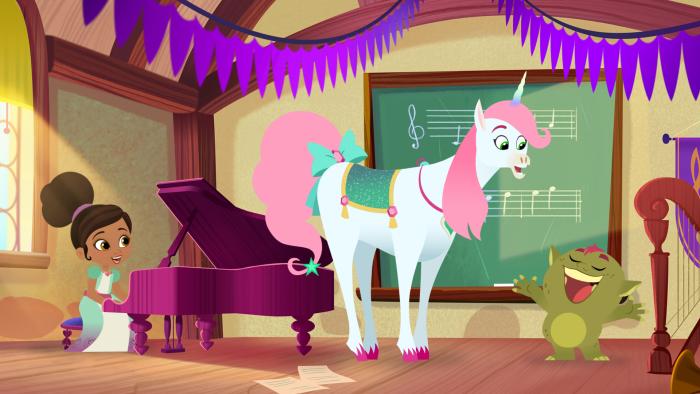 Nella the Princess Knight playing piano